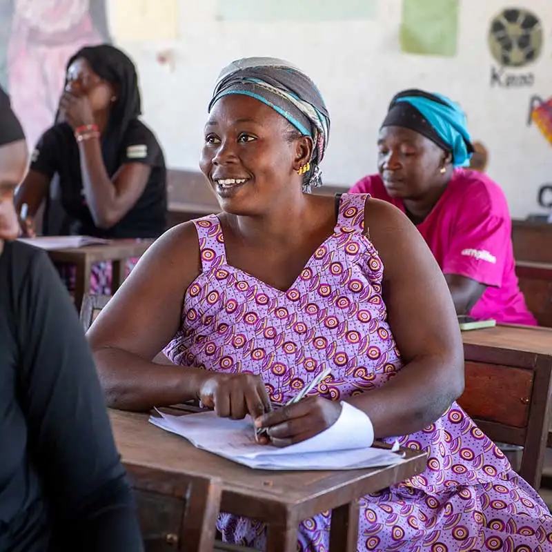 Zuerst teilweise skeptisch, begeistert der Unterricht die Frauen